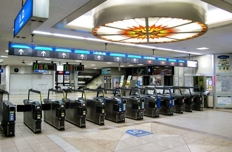 JR station ticket gate