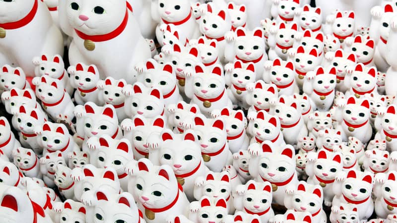 maneki-neko gotokuji temple