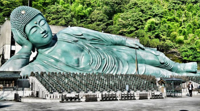 Bouddha couché au temple Nanzoin