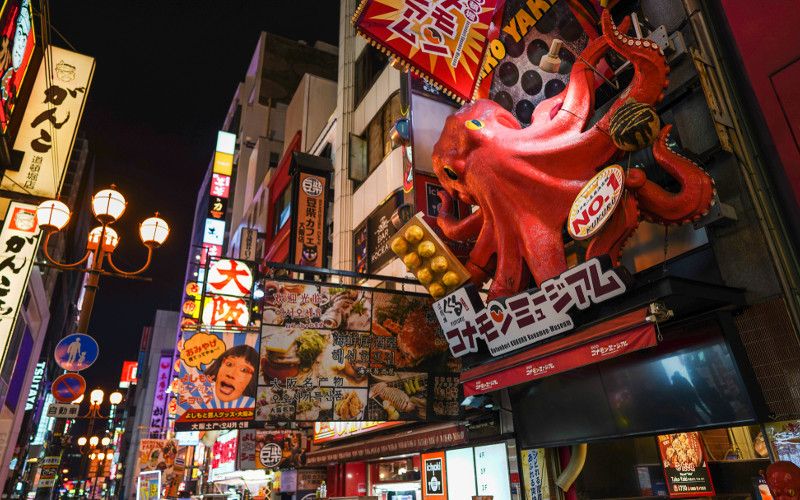 Octopus sign in Dotonbori area, Osaka - Takoyaki restaurant