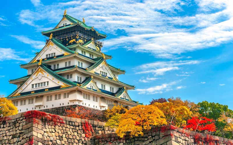 Ein Besuch in der Burg Osaka und Nishinomaru Garten