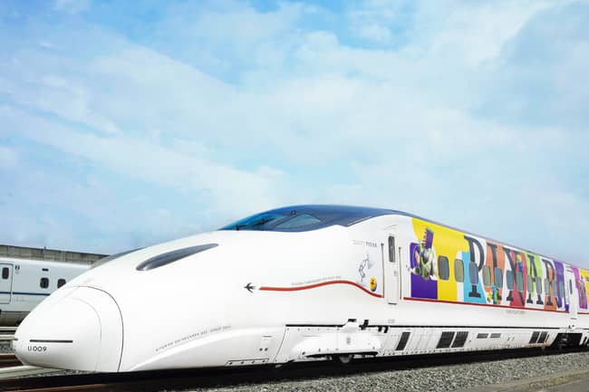 Pixar shinkansen nose