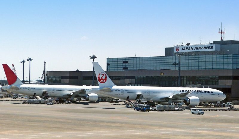 Japan Airlines plane