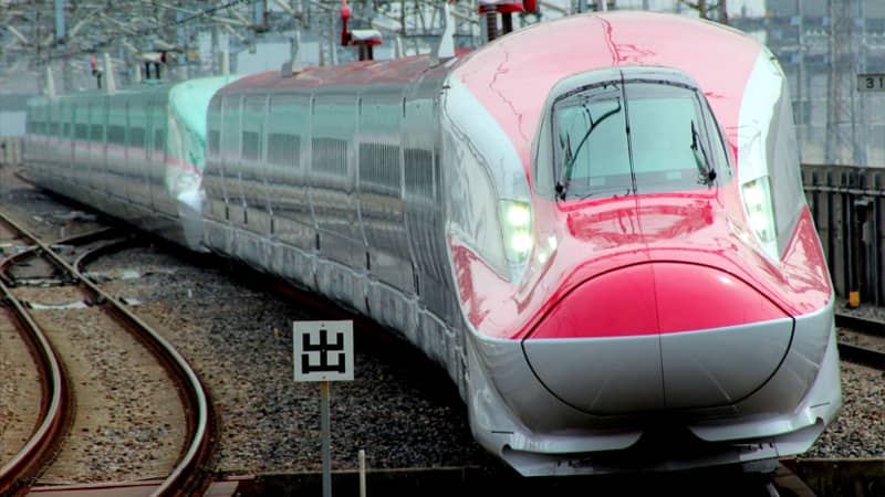 Shinkansen E6 series