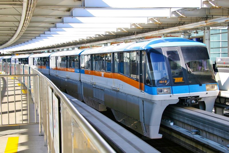 Tokyo Monorail train